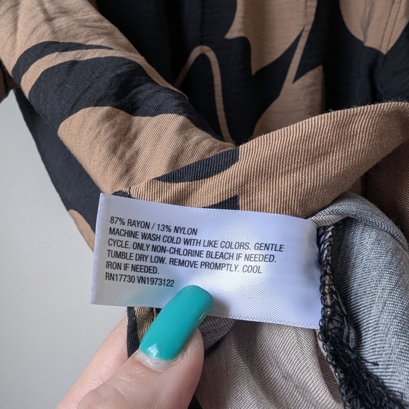 Ava & Viv Black And Tan No Gap Button Front Short Sleeve Blouse Size 2x NEW - Picture 7 of 7